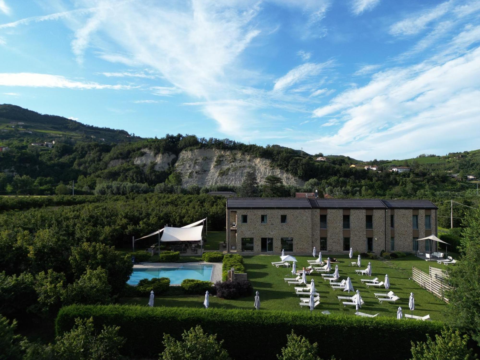 Villa Gelso Vesime ภายนอก รูปภาพ